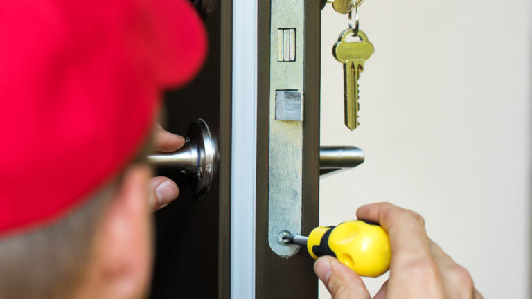 About us image of Locksmiths AZ - Locksmiths Arizona - Locksmiths.com